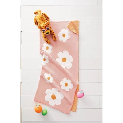 48"x58" Knit Kids' Throw Daisy Pink - Pillowfort™